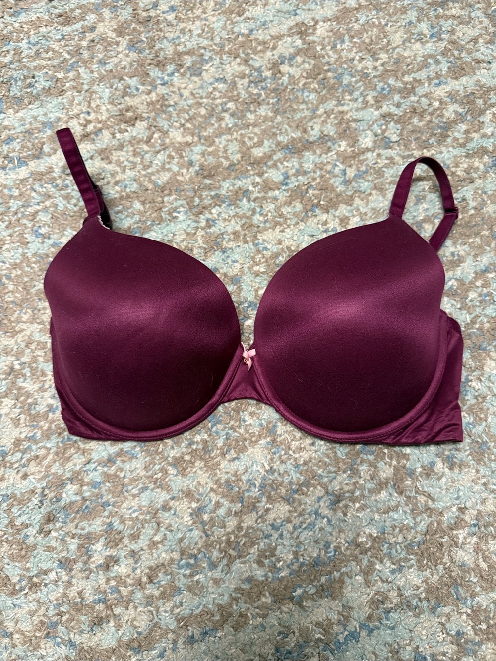Victoria's Secret Smooth Plunge T-Shirt Bra in Burgundy, 36DDD